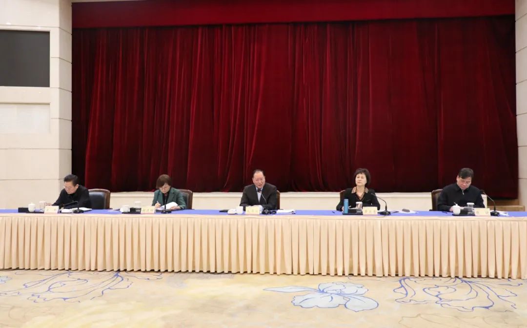毛偉明省長(zhǎng)出席全省民營(yíng)企業(yè)家座談會(huì)，湘江電纜董事長(zhǎng)侯少斌應(yīng)邀參加
