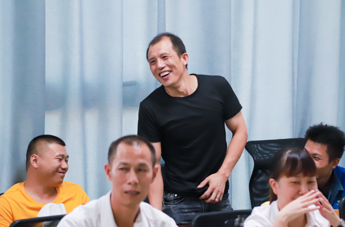 情滿中秋，共話未來。湘江電纜工會舉行中秋茶話會
